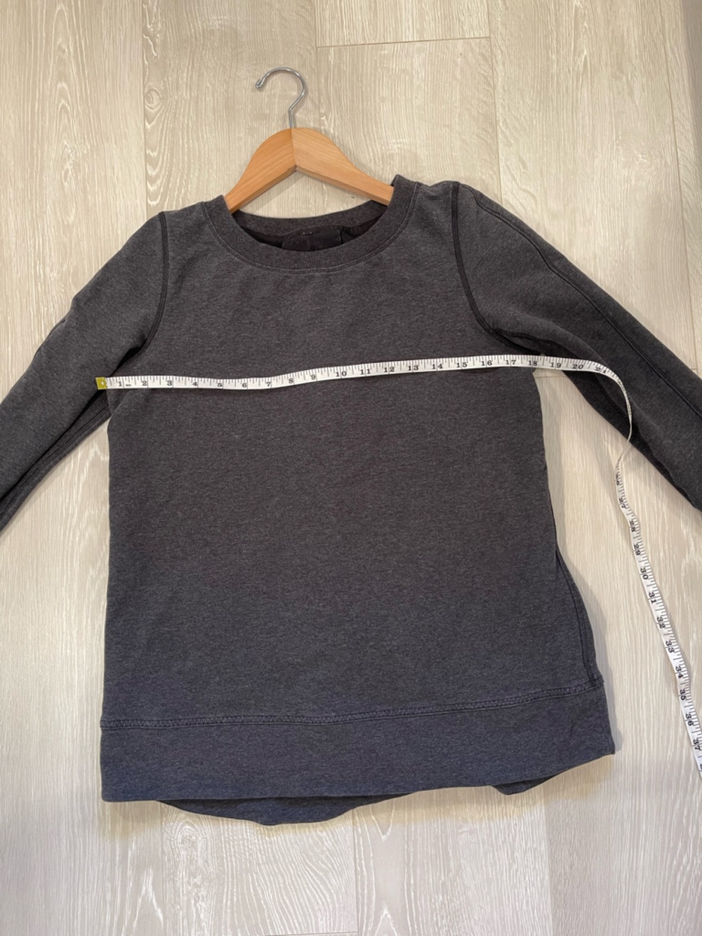 Lululemon Exhalation Pullover Heathered Black / Black Gray size 4/6 fit - Picture 10 of 16